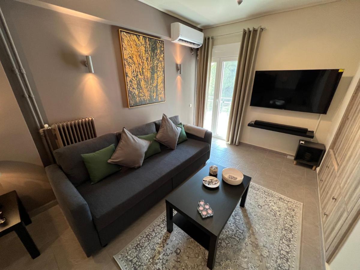 Charming In Glyfada *