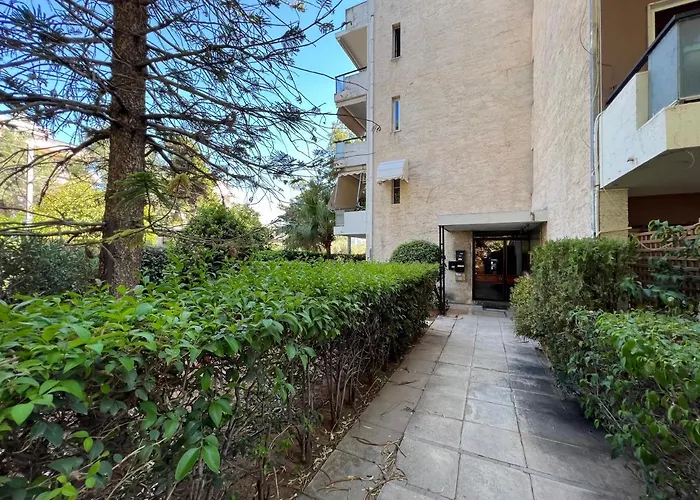 Charming Apartment In Glyfada