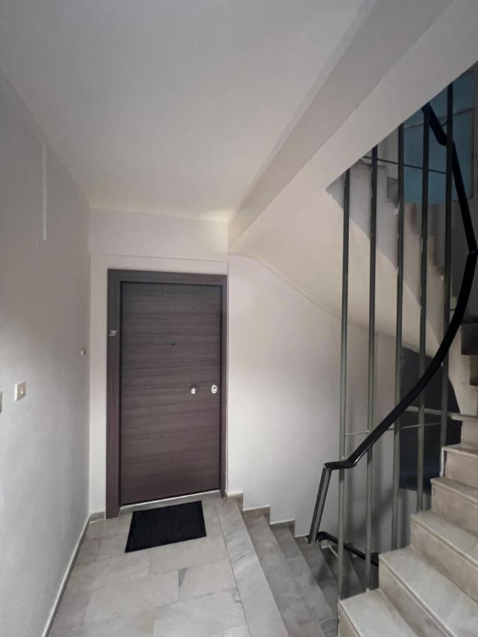 Charming In Glyfada Athen