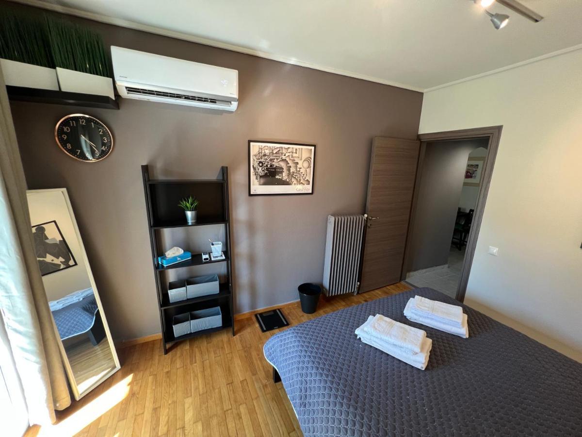 Charming In Glyfada Apartment Athen
